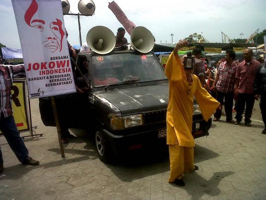 Dukung Jokowi nyapres, warga Yogyakarta pawai di Malioboro