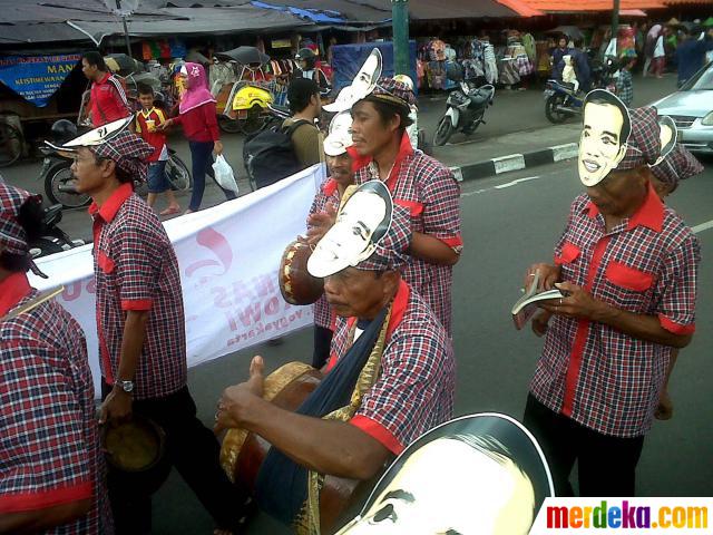 Foto : Dukung Jokowi nyapres, warga Yogyakarta pawai di 