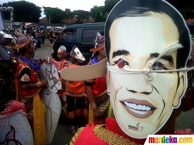 Foto : Dukung Jokowi nyapres, warga Yogyakarta pawai di 