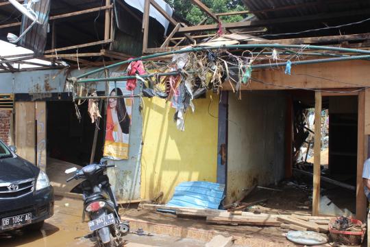 Dampak akibat banjir bandang menerjang Manado