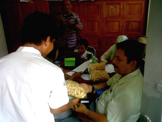 Kisah siswa SMK di Yogya rela jualan slondok untuk biaya sekolah