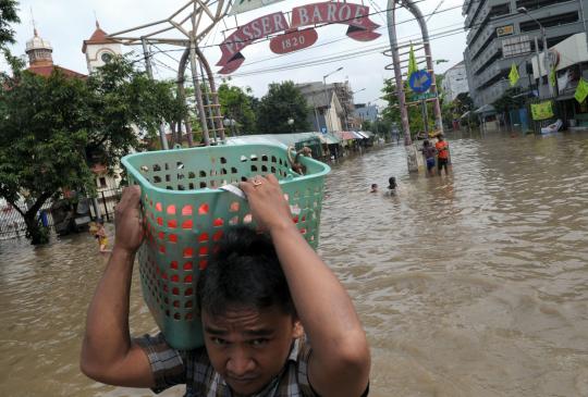 Banjir rendam Pasar Baru, aktivitas pedagang terhambat
