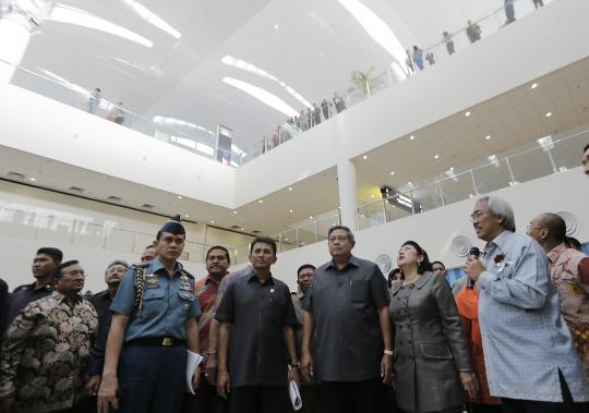 Tinjau Bandara Kualanamu, SBY naik Kereta ARS dari Stasiun Medan