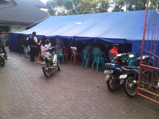 Korban banjir Manado serbu posko pengobatan gratis Garuda