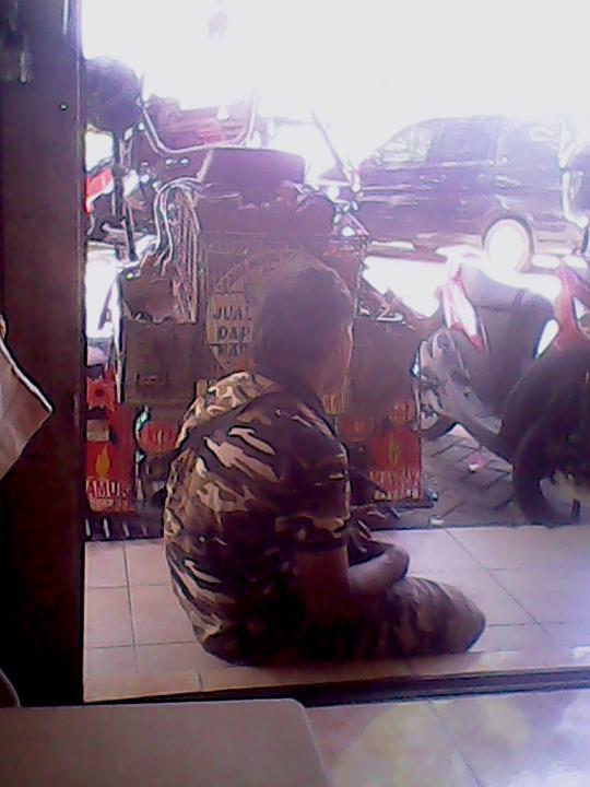 Ini Wisono, pria lumpuh kaki jualan perkakas bisa beli Harley