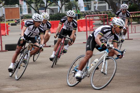 Kejuaraan balap sepeda JIExpo Criterium 2014