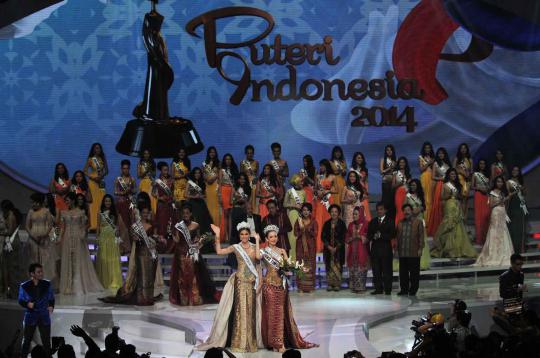 Elvira Devinamira raih mahkota Puteri Indonesia 2014