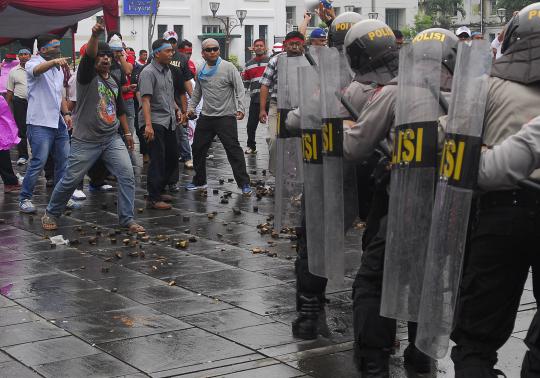 Mantapkan Pemilu 2014, Polres Jakbar gelar simulasi pengamanan