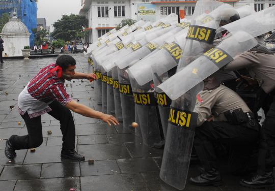 Mantapkan Pemilu 2014, Polres Jakbar gelar simulasi pengamanan