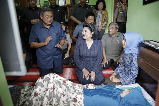 Kunjungan balasan SBY ke rumah EEN Sukaesih di Sumedang