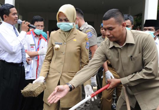 Airin Rachmi Diany pimpin pemusnahan 127 Kg ganja di Tangerang