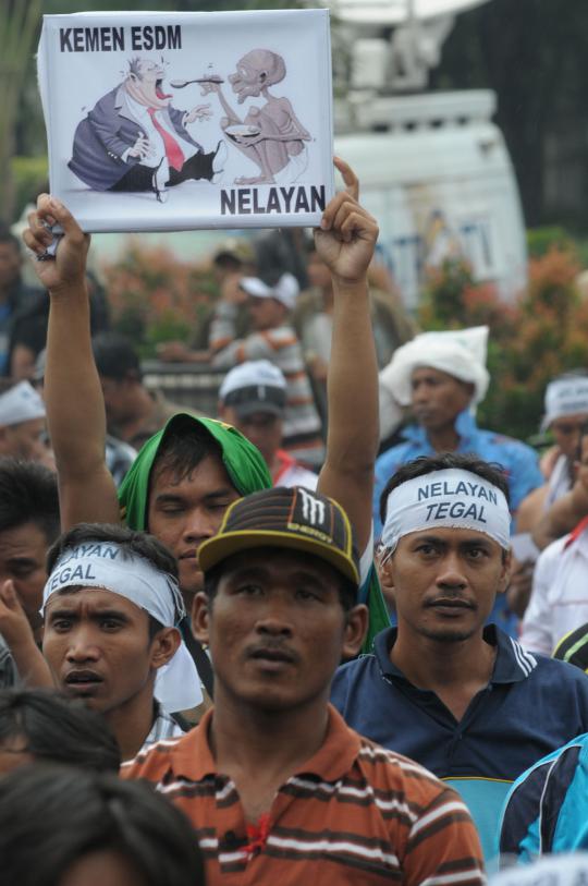 Pencabutan BBM bersubsidi, ratusan nelayan Tegal demo di Istana