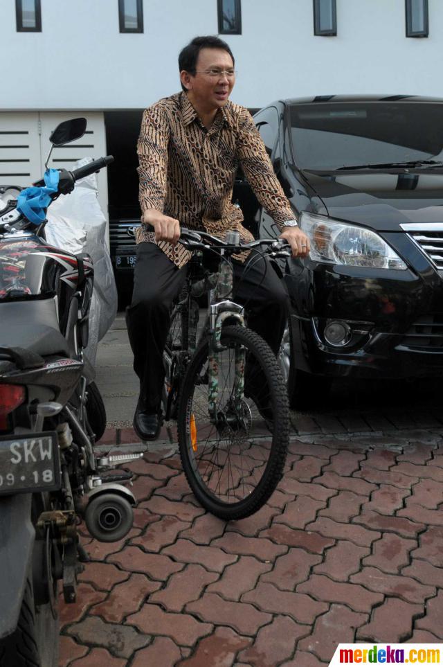 Get Rumah Ahok Pantai Mutiara Background