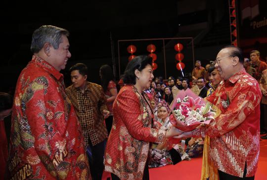 Presiden SBY dan Ibu Ani hadiri Imlek di Senayan