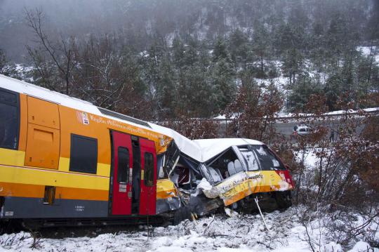 2 Penumpang tewas dalam kecelakaan kereta wisata di Prancis