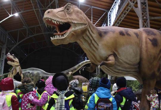 Asyiknya berkunjung ke pameran World of Dinosaurs di Austria