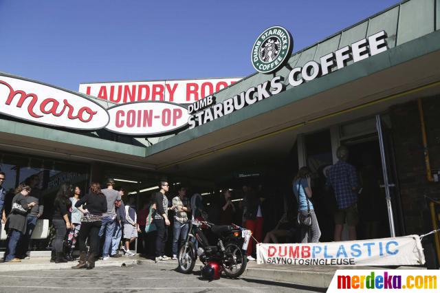 Foto Buka di Los Angeles kedai  kopi ini parodikan 