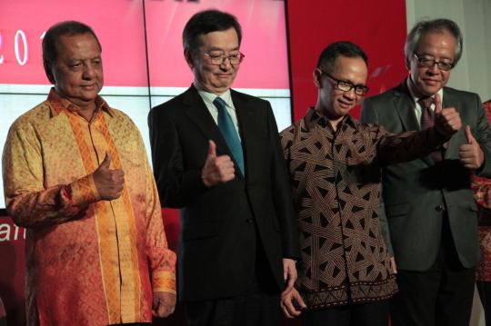 Presiden Sharp bersama Menperin resmikan pabrik baru di Karawang