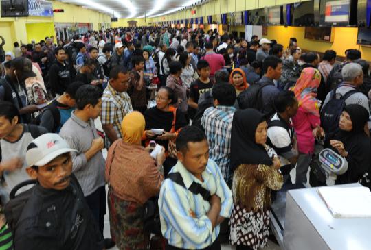 Gagal terbang, penumpang di Soekarno-Hatta kembalikan tiket