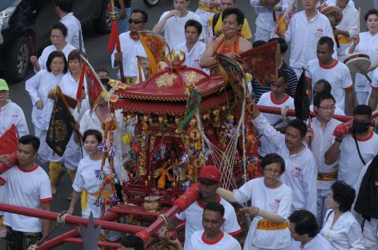 Ekstremnya perayaan Cap Go Meh di Jalan Gajah Mada