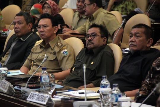 Ahok, Rano, dan Deddy Mizwar ragukan rancangan UU megapolitan