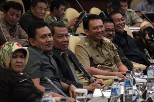 Ahok, Rano, dan Deddy Mizwar ragukan rancangan UU megapolitan