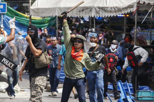 Situasi mencekam saat bentrokan berdarah di Thailand