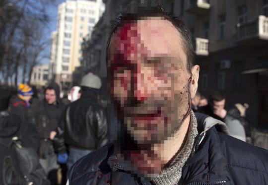 21 Orang tewas dalam bentrokan panas antipemerintah di Ukraina