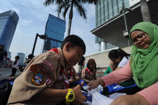 WWF ajak masyarakat daur ulang kaos bekas jadi tas belanja