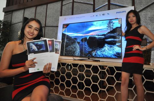 Model cantik dan seksi hiasi peluncuran LED Ultra HD Philips 900