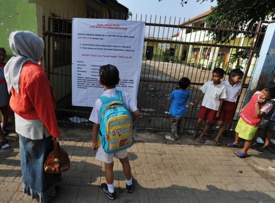 Sekolah disegel ahli waris, murid-murid SDN Sawah Baru telantar