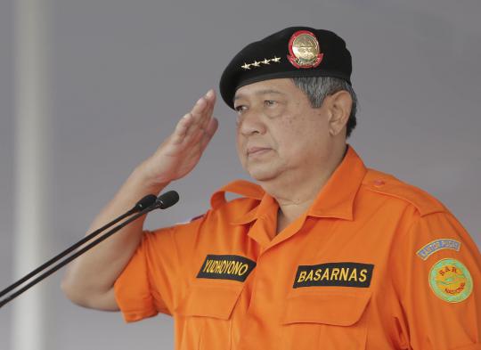 Naik jip, SBY pimpin apel HUT ke-42 Basarnas di Merak