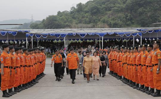 Naik jip, SBY pimpin apel HUT ke-42 Basarnas di Merak