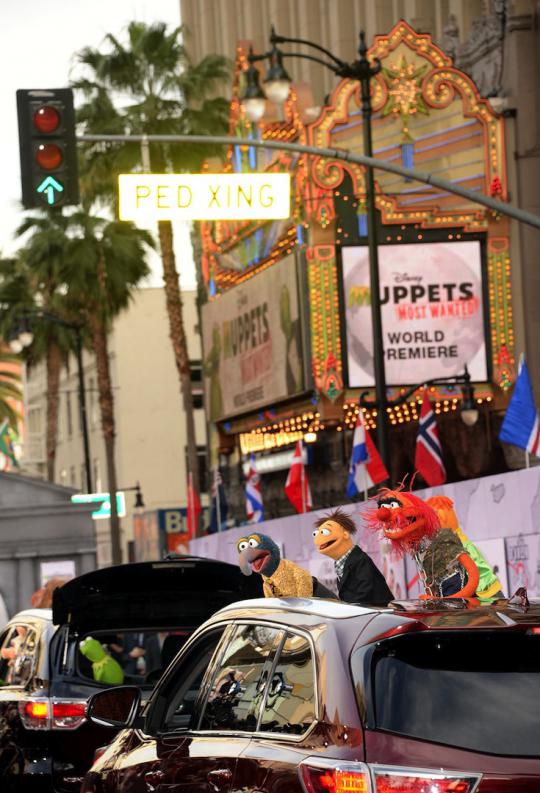 Aksi kocak tokoh boneka Muppets di premier film barunya