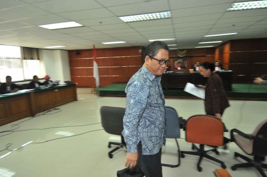 Kesaksian hakim MK & Amir Hamzah dalam sidang Susi Tur Andayani