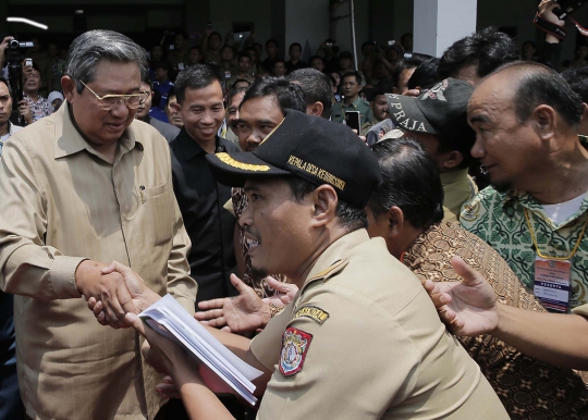 Hadiri Rakernas Apdesi, Presiden SBY disambut ribuan kepala desa