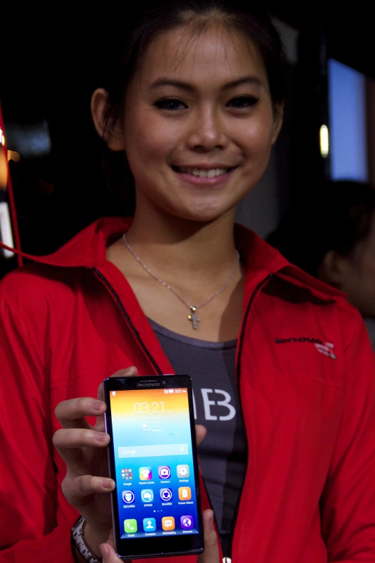 Lenovo luncurkan Vibe Z, smartphone ramping dengan fitur canggih
