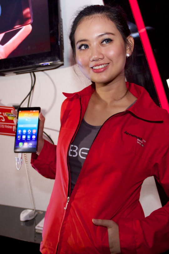 Lenovo luncurkan Vibe Z, smartphone ramping dengan fitur canggih