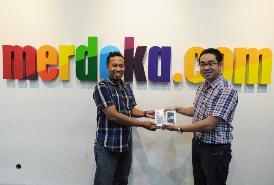 Smartfren perkenalkan produk smartphone Andromax terbaru