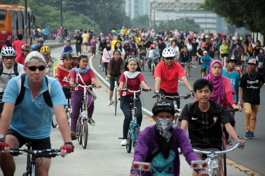 Weekend panjang, warga padati Sudirman-Thamrin saat Car Free Day