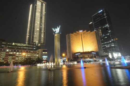 Suasana saat peringatan Earth Hour 2014 di Jakarta
