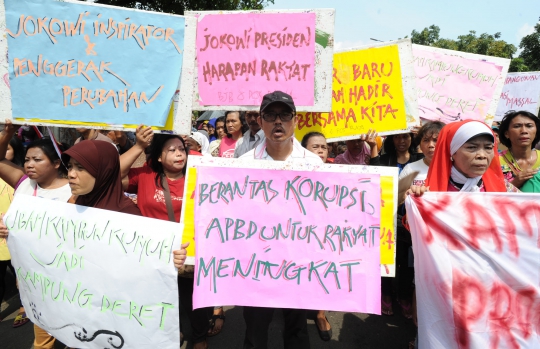 Jokowi dibelikan tiket kereta Balai Kota-Istana Negara