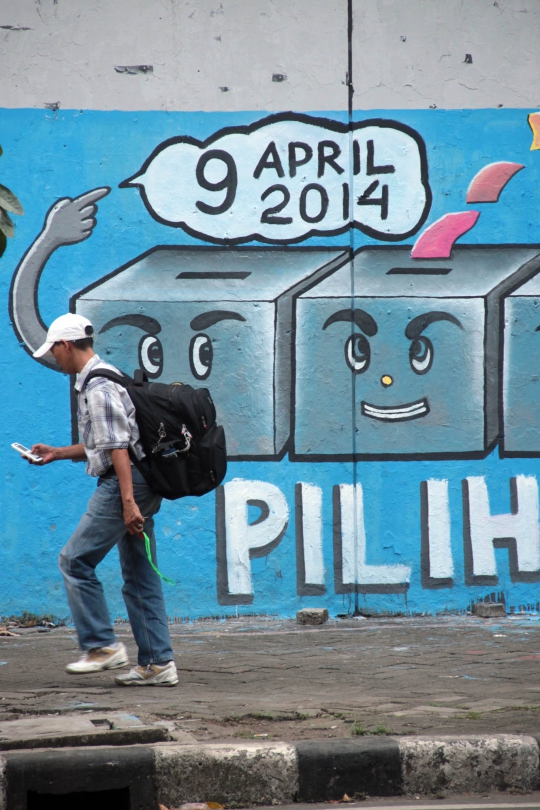 Goresan mural ajak warga gunakan hak pilih pada 9 April