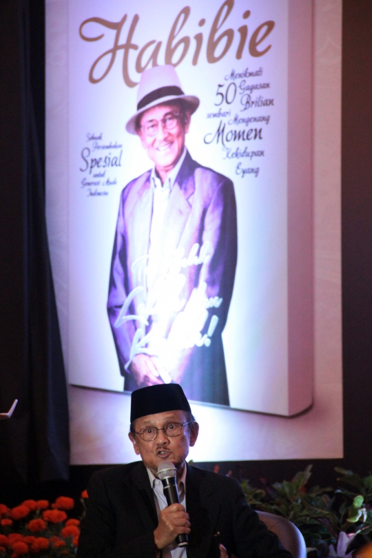 Habibie luncurkan buku terbaru