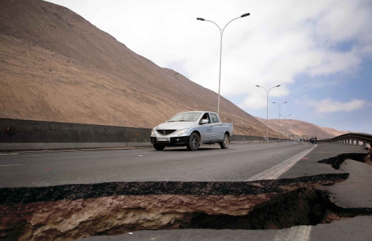 Porak-poranda Cile usai diguncang gempa 8,2 SR