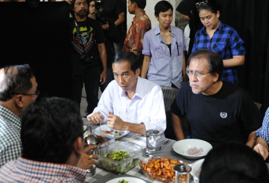 Jokowi kunjungi kediaman Iwan Fals