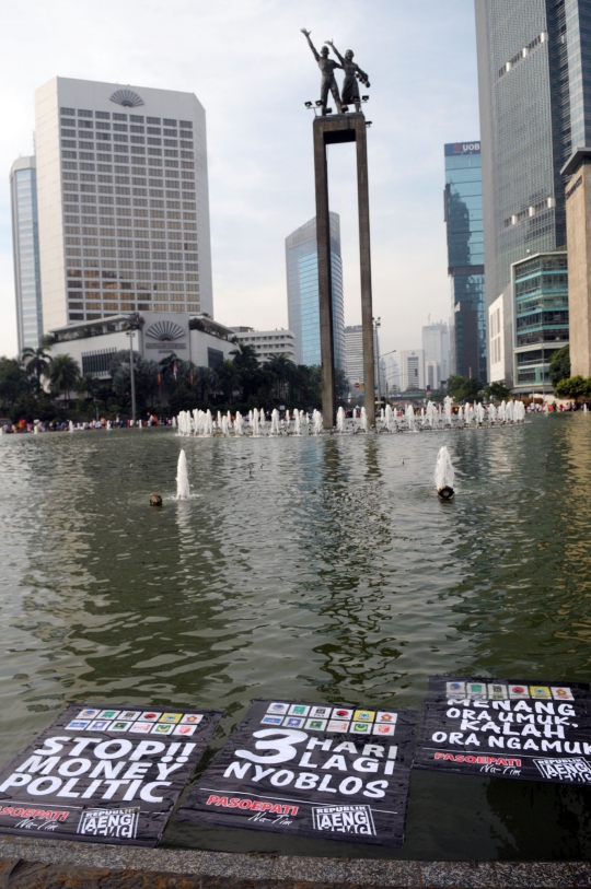 Aksi Republik Aeng-aeng ingatkan warga gunakan hak pilih