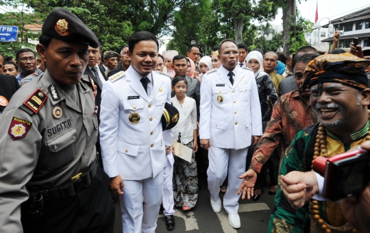 Bima saat temui demonstran mahasiswa usai dilantik Wali Kota