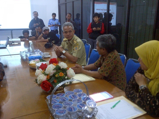 Ganjar Pranowo sidak kesiapan KPU Jateng