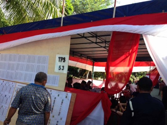 Tak kenal caleg, warga Kelapa Gading bingung pilih siapa